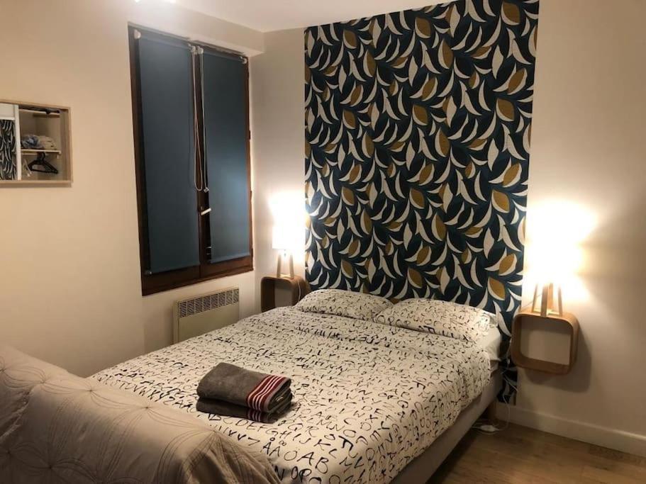 Appartement Studio/f1 Aux Buttes Chaumont Parijs